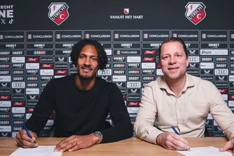 "العودة إلى المنزل".. أوتريخت الهولندي يعلن التعاقد مع هالر